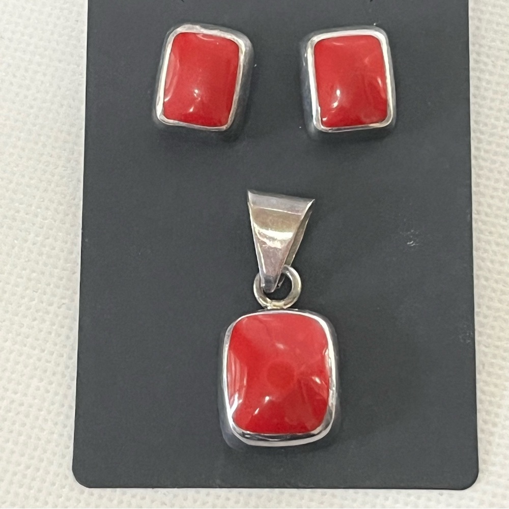 Vintage Sterling Silver 925 Mexico Red Stone Coral?Earrings & Pendant Set